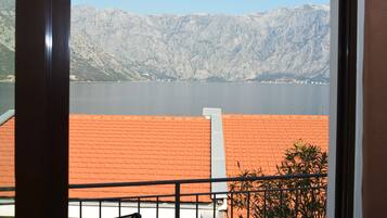 Departamento clásico, vista al mar | Vista desde la habitación