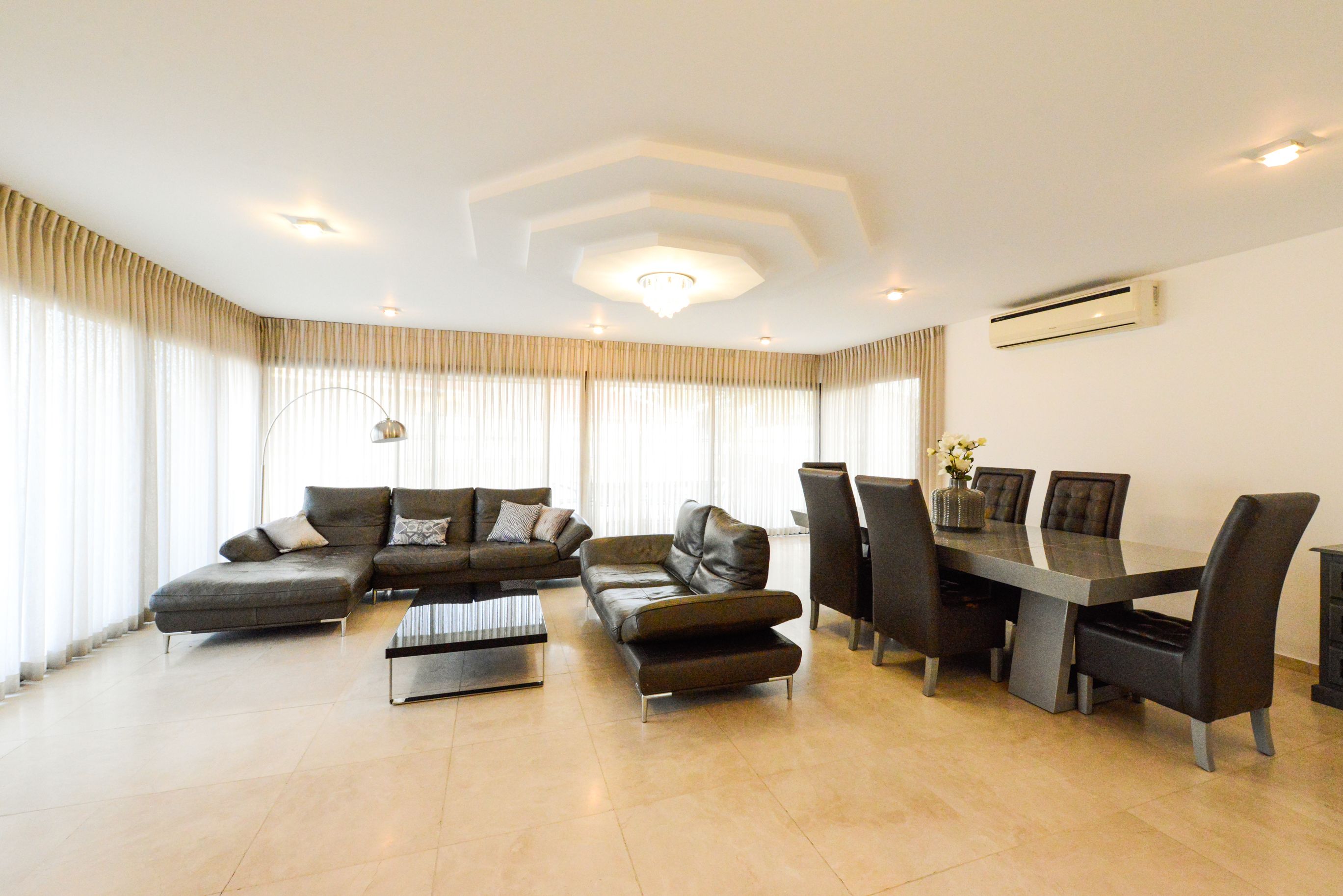 Foto - Villa Daniela 5BR heated pool וילה דניאלה 5 חדרי שינה בריכה מחוממת