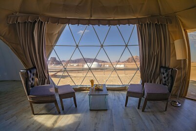 Wadi Rum UFO Luxotel - Campsite