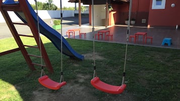 Children's play area - outdoor