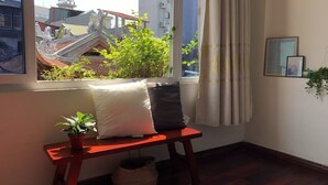 Comfort Double Room | Hypo-allergenic bedding available, down comforters, blackout drapes - Khai's Homestay - Hostel (Hanoi)