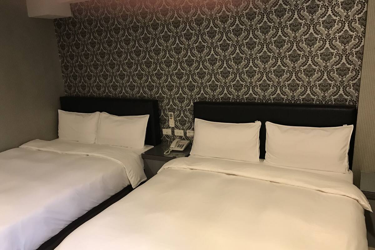 Chambre Quadruple Standard | Wi-Fi gratuit