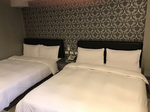 Standard fyrbäddsrum | Gratis wi-fi