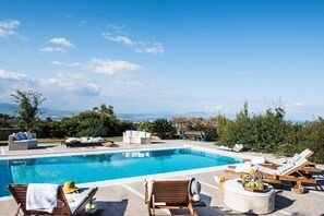 Piscine extérieure