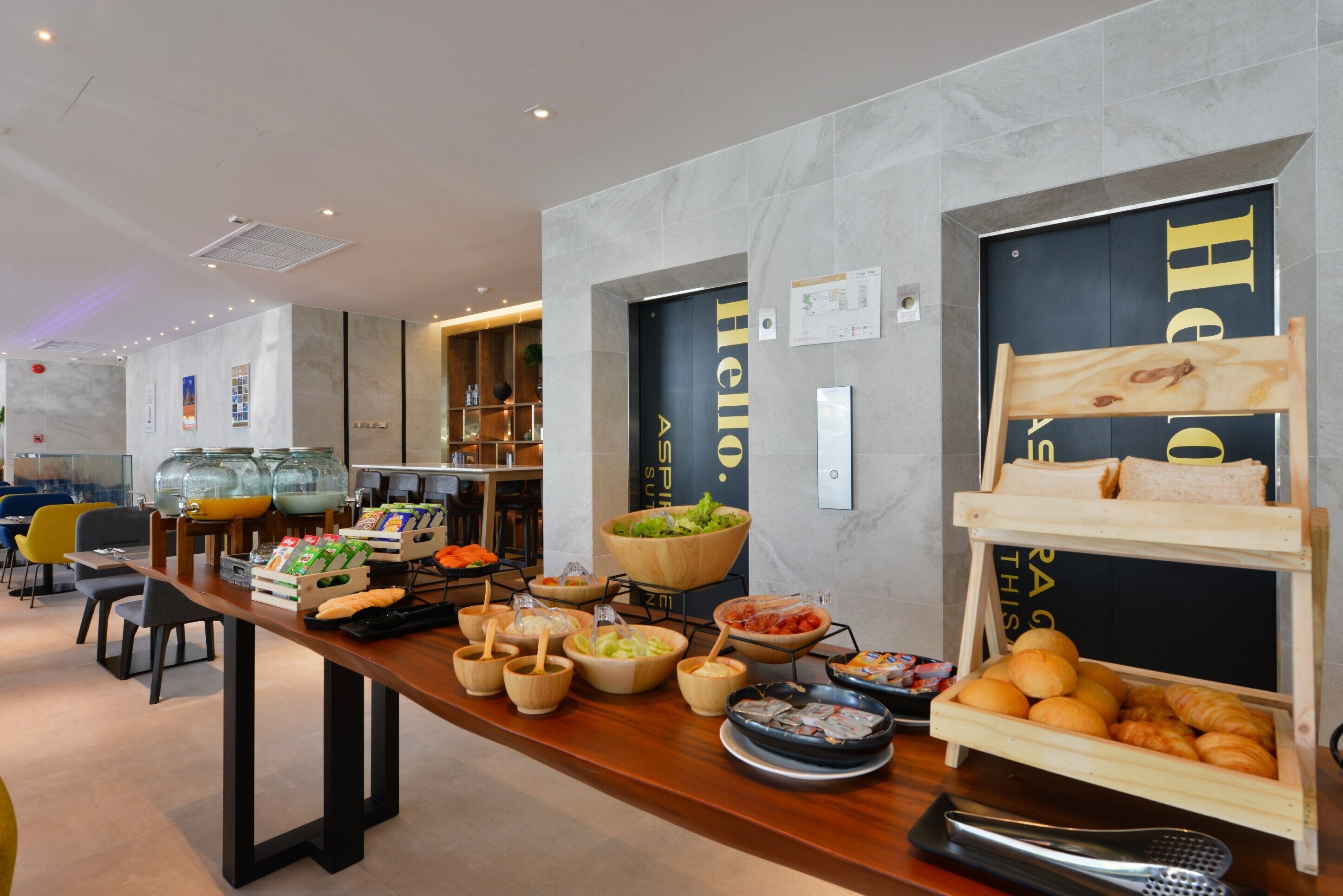 Desayuno inglés (THB 149 por persona) 