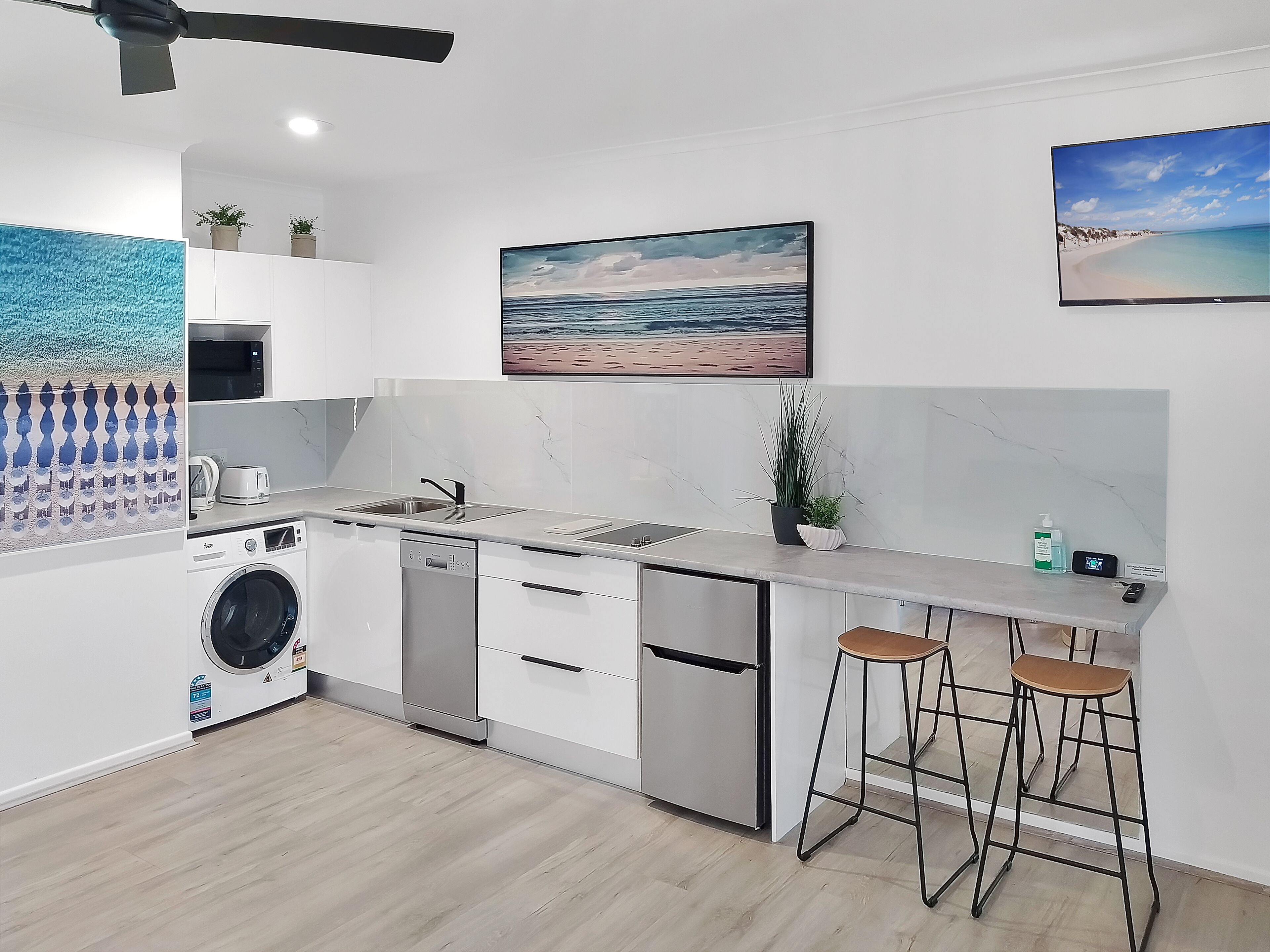 Palm Cove Beach Retreat (1st Floor Apartment)