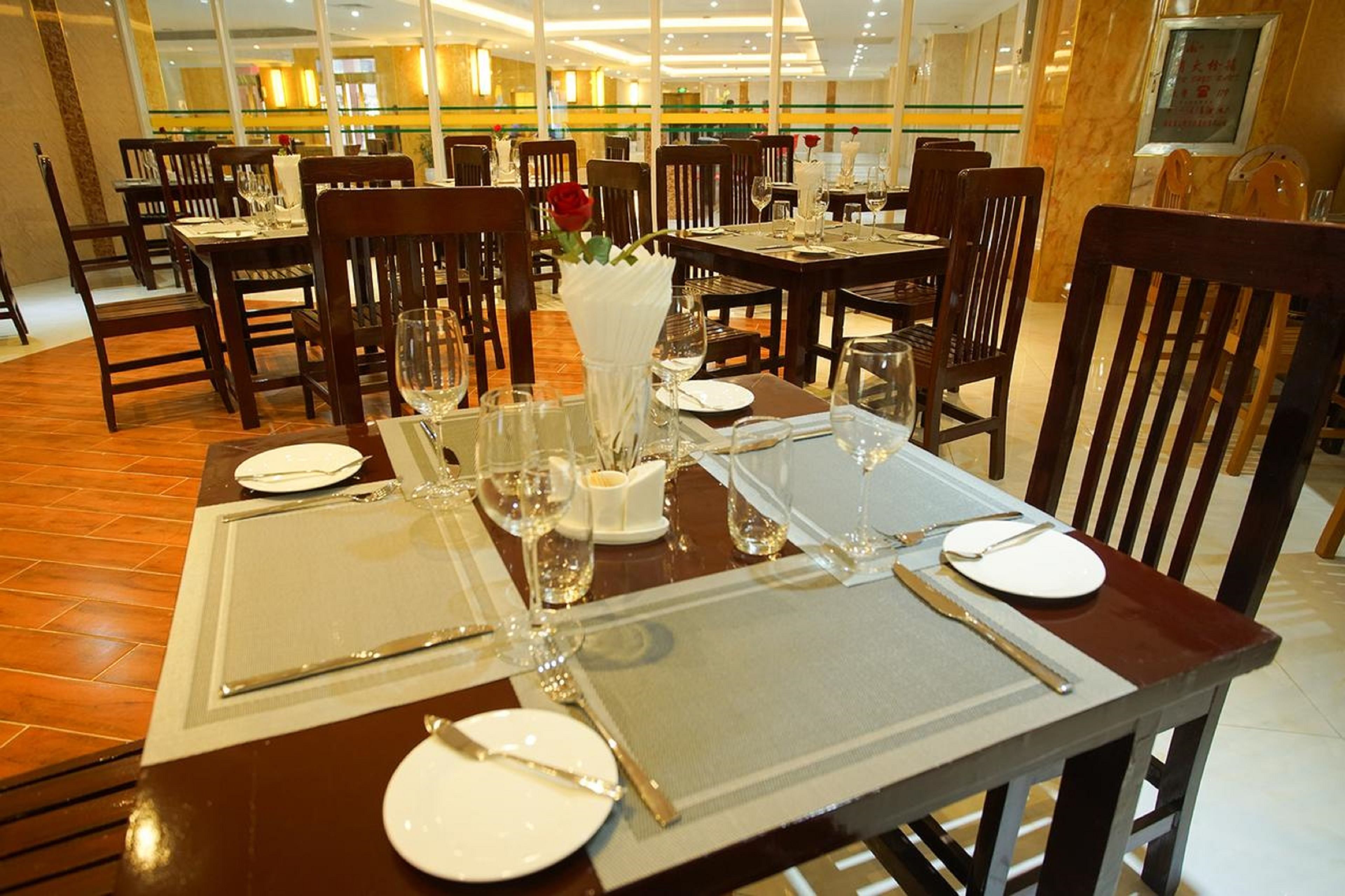 Breakfast, lunch, dinner served; local and international cuisine 
