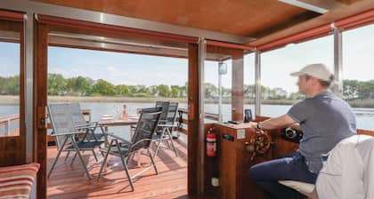 Tolles Schiff mit 2 Schlafzimmern in.