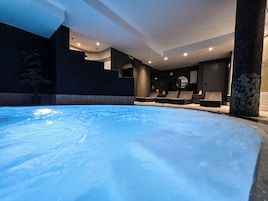 Piscina estreita