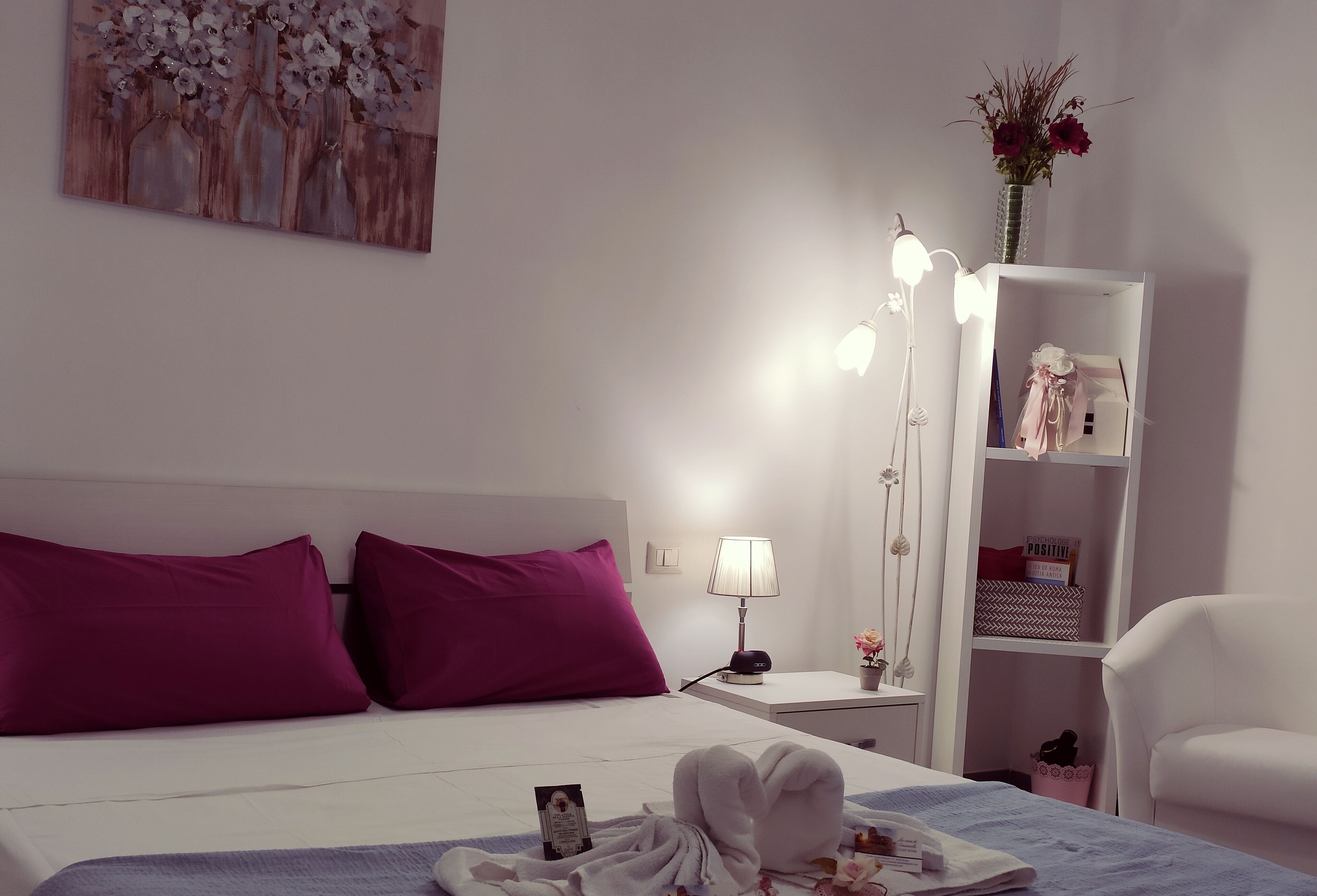 2 bedrooms, in-room safe, desk, iron/ironing board