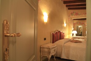 Deluxe-Doppel- oder -Zweibettzimmer