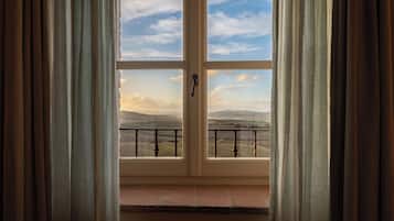 Suite 1 Bedroom | Sábanas italianas Frette y ropa de cama de alta calidad