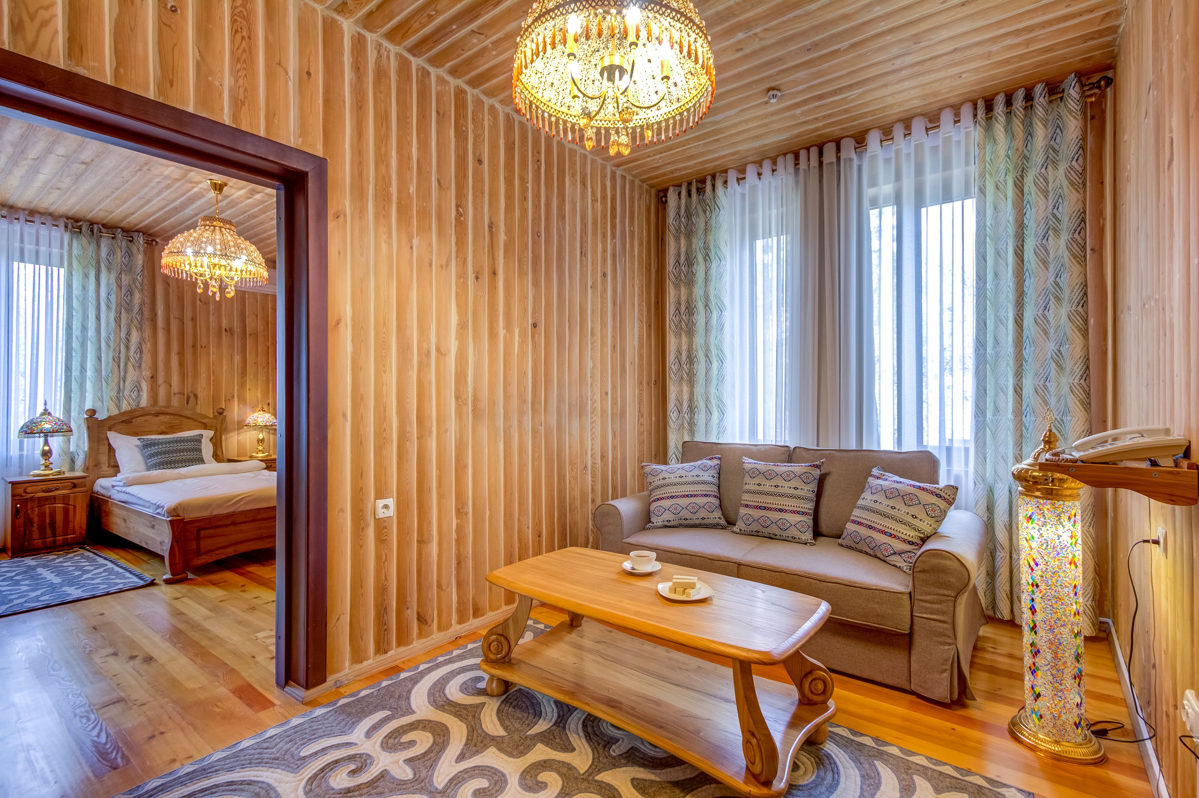 large twin room | extra beds