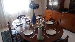 Dining - Une belle villa de vacances, jouit d'un vif oxygène écologique (La chebba)