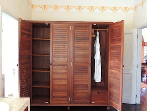 Standard Apartment, 1 Double Bed | Room amenity - Hotel Villa Malindi (Malindi)
