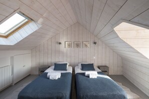 2 Schlafzimmer, schallisolierte Zimmer, Bügeleisen/Bügelbrett