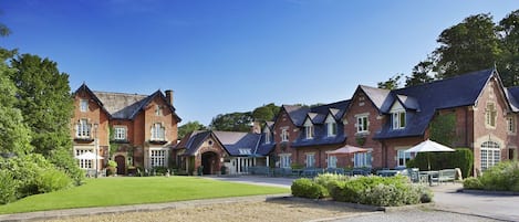 Pemandangan dari bilik