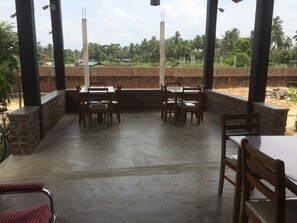 Restaurant - Summer Cottage (Arugam Bay)