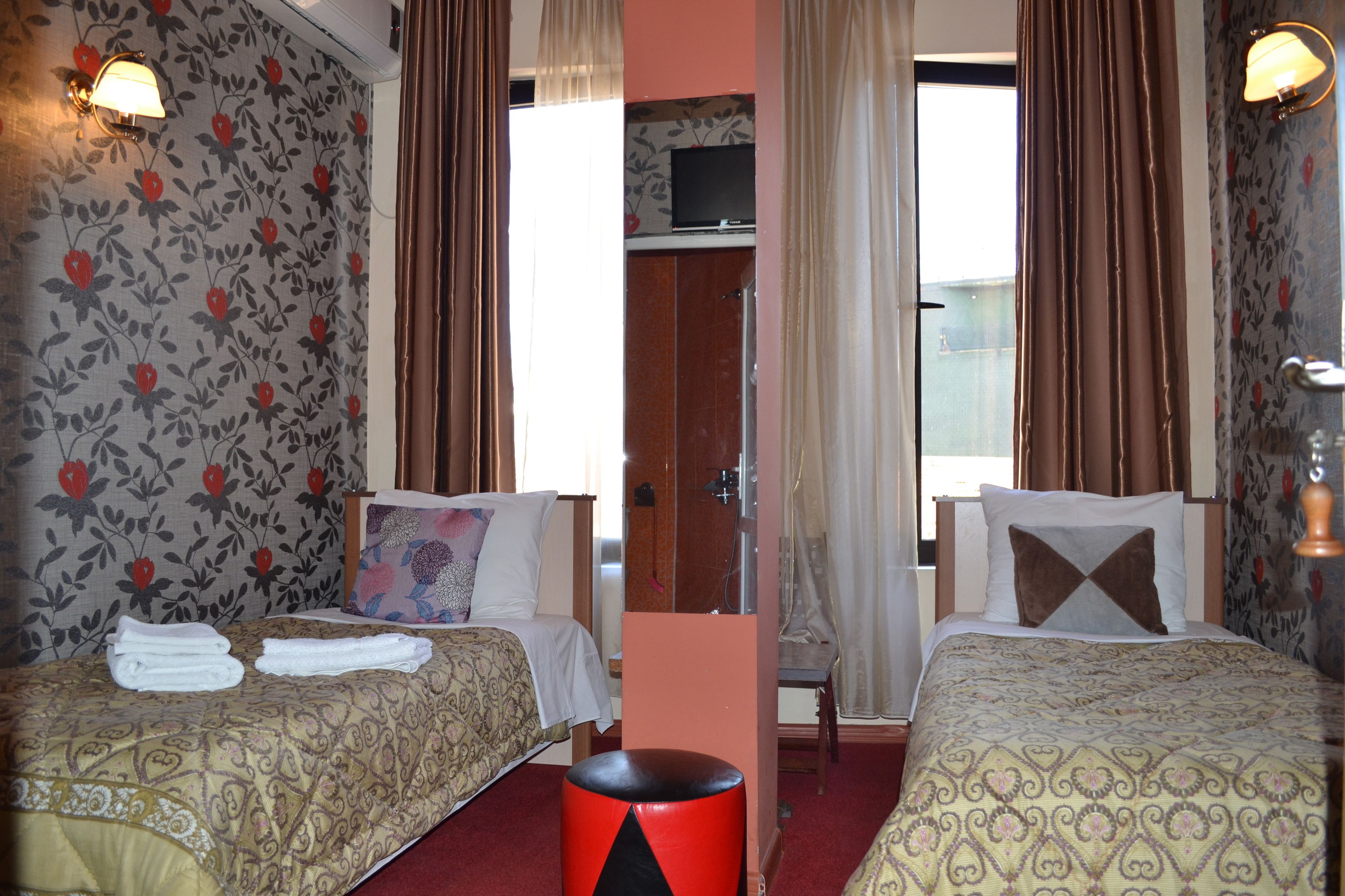 Chambre Standard avec lits jumeaux, 2 lits une place | Vue de la chambre