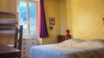 Family Quadruple Room | Free WiFi