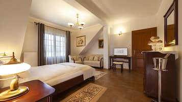 Departamento Premium (Apartament Pieniazkowy) | Caja de seguridad en la habitación, escritorio y insonorización