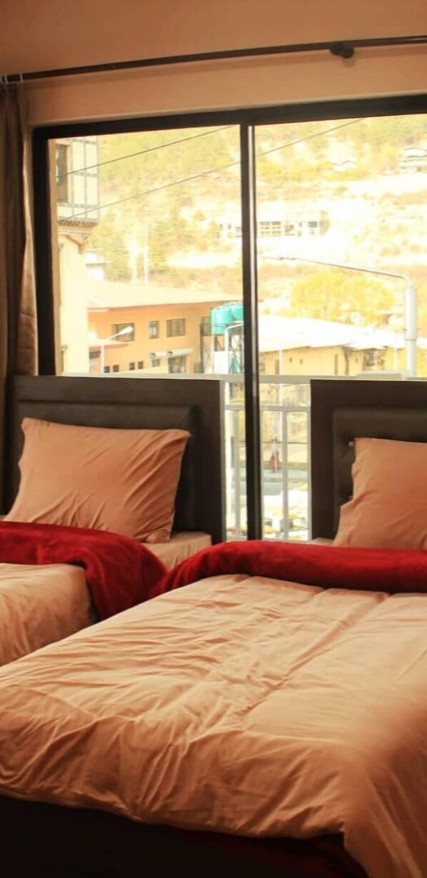 Double or Twin Room, 2 Twin Beds | Free WiFi, bed sheets