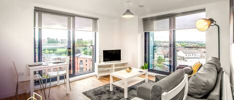 公寓 (904) | 起居區 | 平面電視