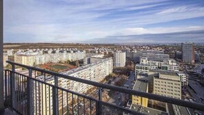 Design Apartment, 1 King Bed, City View | Terrace/patio - Alice (Prague)