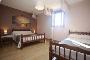 5 bedrooms, iron/ironing board, travel cot, WiFi