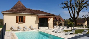 Le Tilleul, 5 soverom oppvarmet privat basseng i nærheten av Sarlat