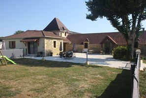 Property grounds - Le tilleul large air-conditioned gite 5 bedrooms private heated pool 10 mn Sarlat (Saint-Genies)