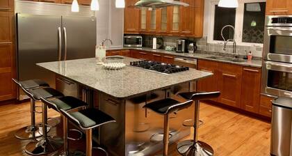 MODERN Spacious 4bed 2bath HARVARD MIT BOS Cambridge Somerville walk everywhere!
