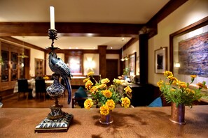 Interior detail - Songtsam Cizhong Lodge (Deqin)