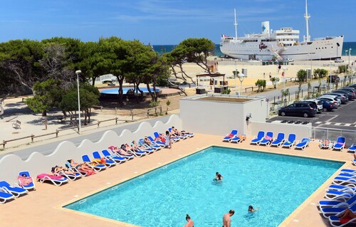 Jolie vue sur mer | Piscine extérieure + Jacuzzi + Accès Plage