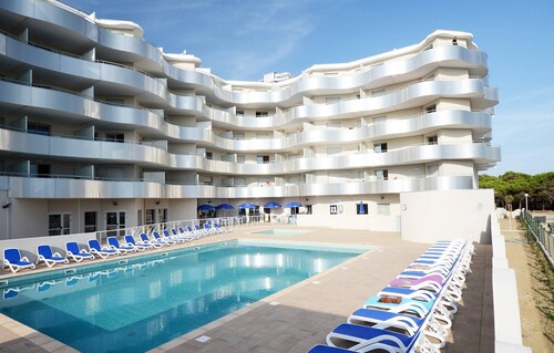 Jolie vue sur mer | Piscine extérieure + Jacuzzi