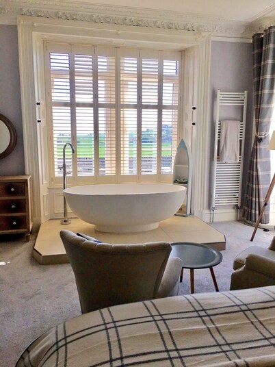 The Farmhouse - A Boutique Retreat