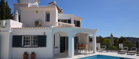 Piscina a l'aire lliure