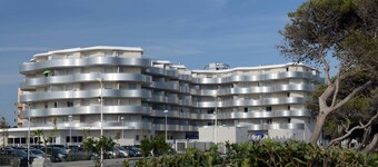 Vue sur la Mer + Location en bord de Plage