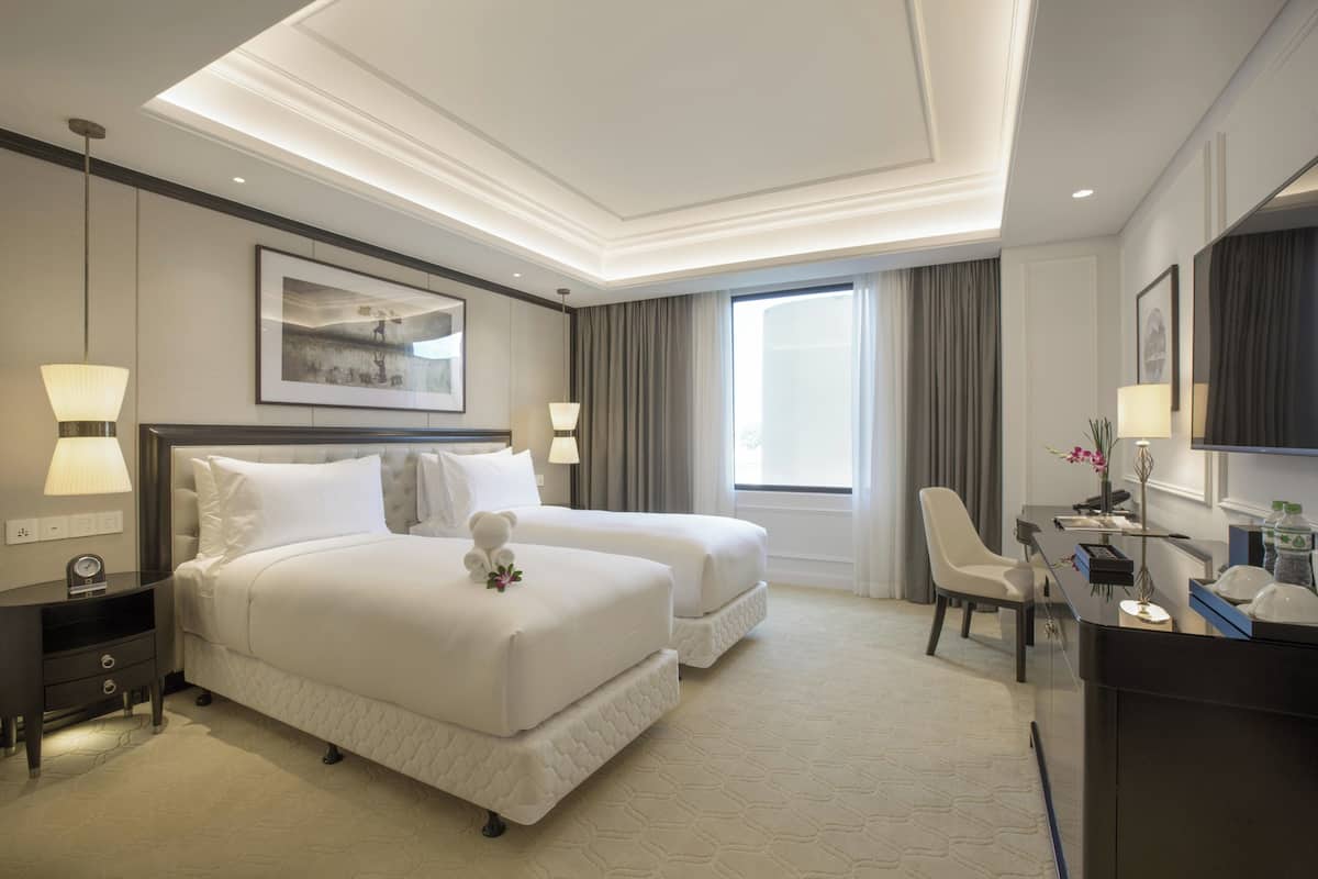 Phòng 2 giường đơn Premium | 1 phòng ngủ, minibar, két bảo mật tại phòng, bàn