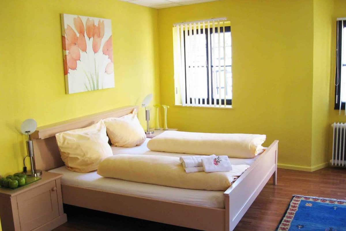 Quadruple Room | WiFi (free), bed sheets