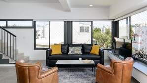 Unclassified image, 4 of 66, button - Ella SR by TLV2rent (Tel Aviv)