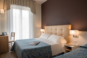 Cribs/infant beds, free WiFi, bed sheets