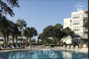 Piscine extérieure, piscine chauffée