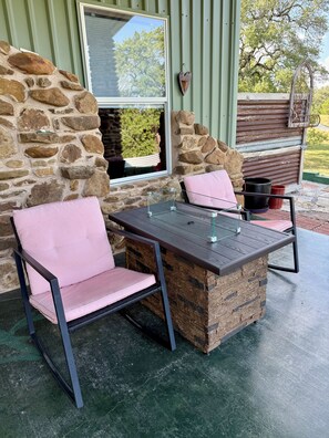 Terrace/patio - Incredible views from the top of the hill (Johnson City)