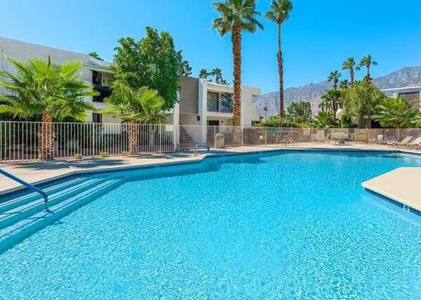 Pool - Just Relax and Enjoy (Palm Springs)