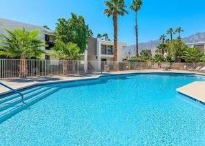 Pool - Just Relax and Enjoy (Palm Springs)