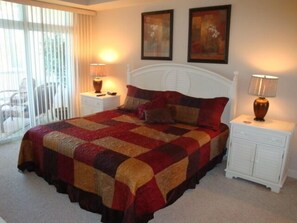2 bedrooms, iron/ironing board, WiFi, bed sheets - 6105 Towers! Quiet! Elevators, indoor pool. Oct-May Travel Nurses welcome!! (Osage Beach)