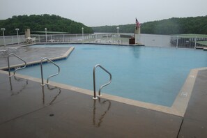 Piscine couverte, piscine chauffée