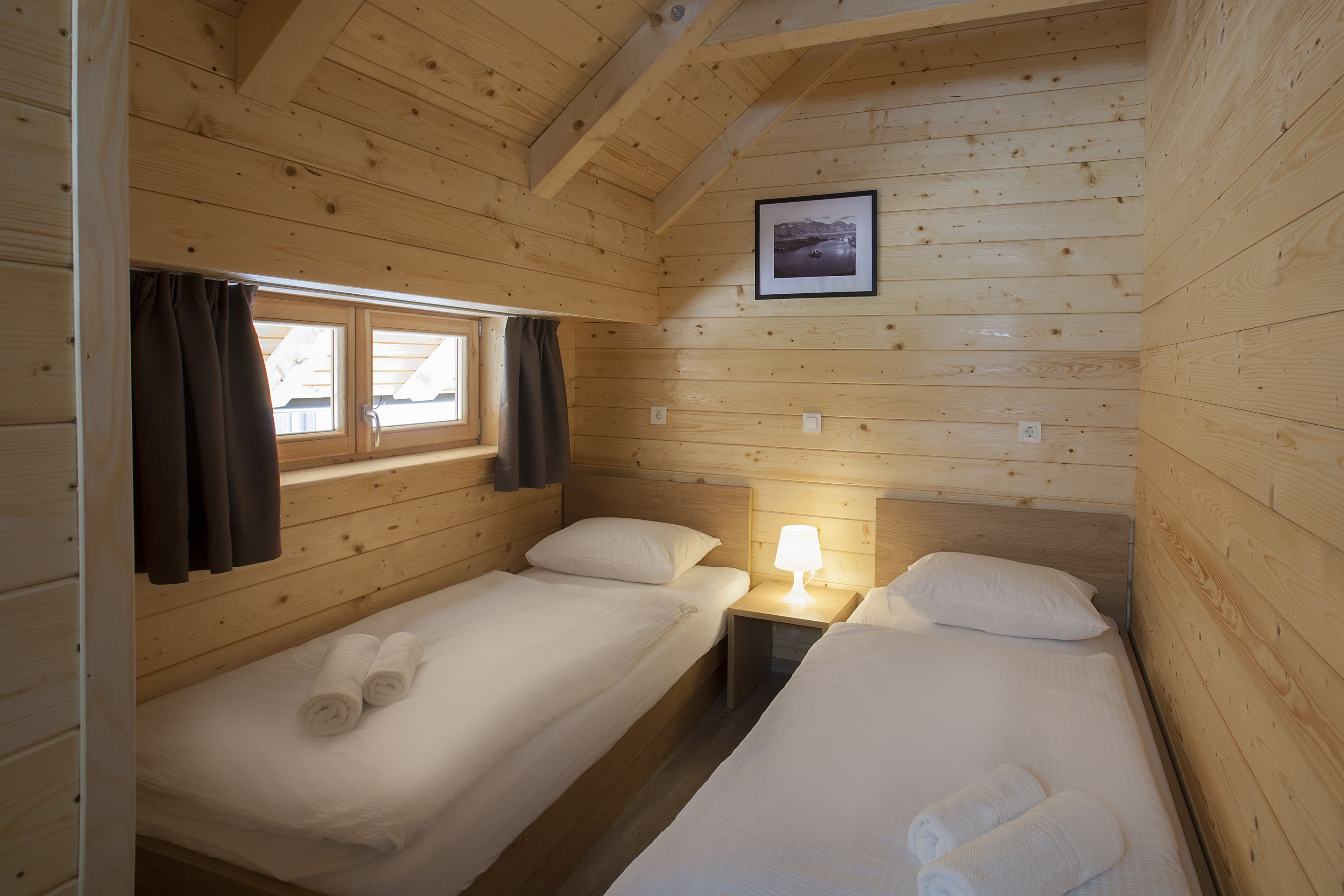 Dupleks Standar, Beberapa Tempat Tidur | 2 kamar tidur dan didekorasi berbeda-beda