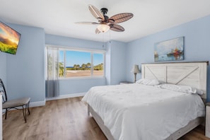 2 bedrooms, iron/ironing board, WiFi, bed sheets - Charlotte Harbor View Condo - Monthly Rental (Punta Gorda)